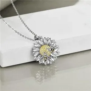 New Sterlng Slver You Are My Sunshne Sunflower Open Locket Engraved